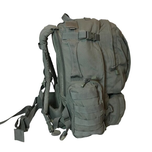 CamelBak BFM Hydration Tactical Backpack H2O Green Canvas No Bladder NEW - Picture 7 of 15